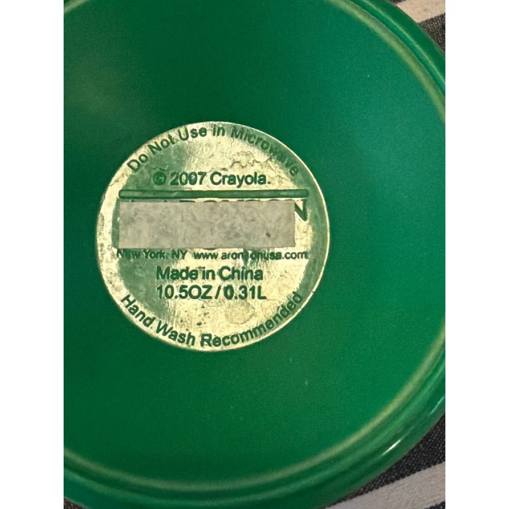 Vintage 2007 Crayola Insulated Container 10.5oz Green Crayon Food Jar Retro